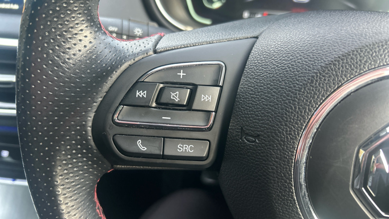 MG Hs 1.5 T-GDI Exclusive 5dr Petrol Hatchback